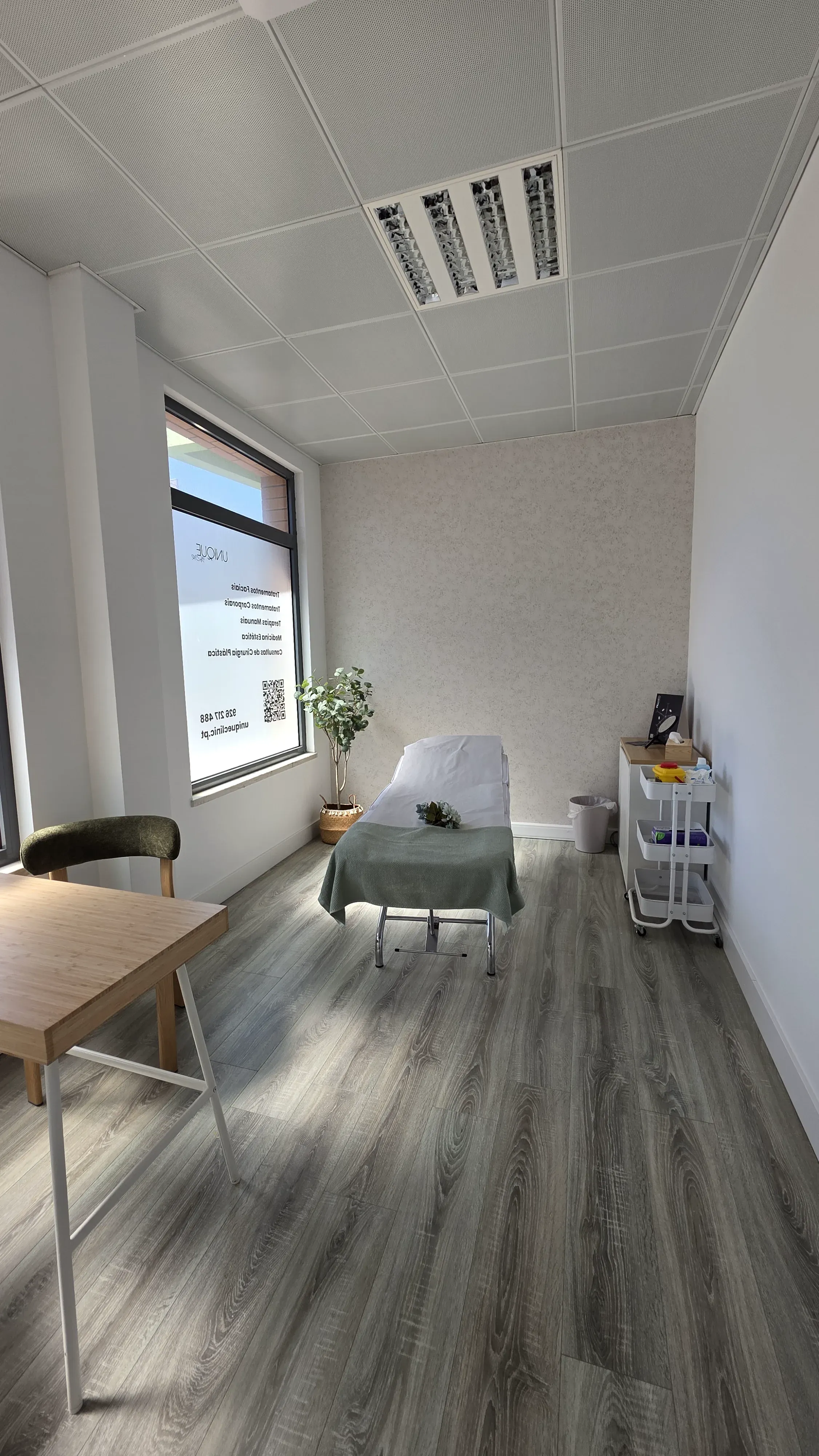 ramada treatment room wide angle
